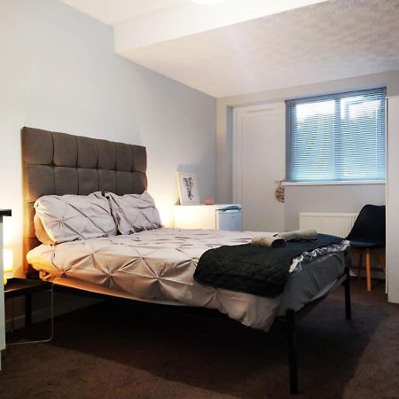 Bankwell Guest House Манчестър Екстериор снимка