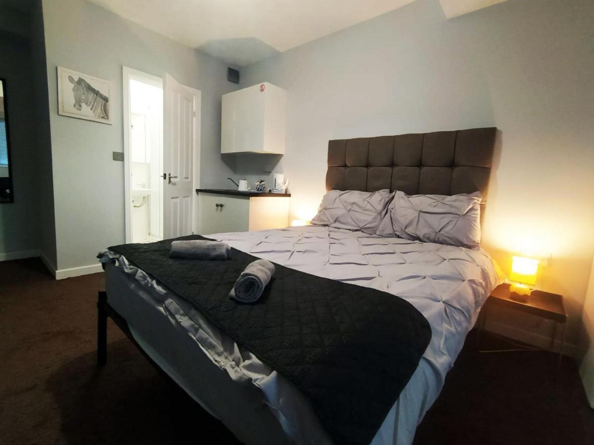 Bankwell Guest House Манчестър Екстериор снимка