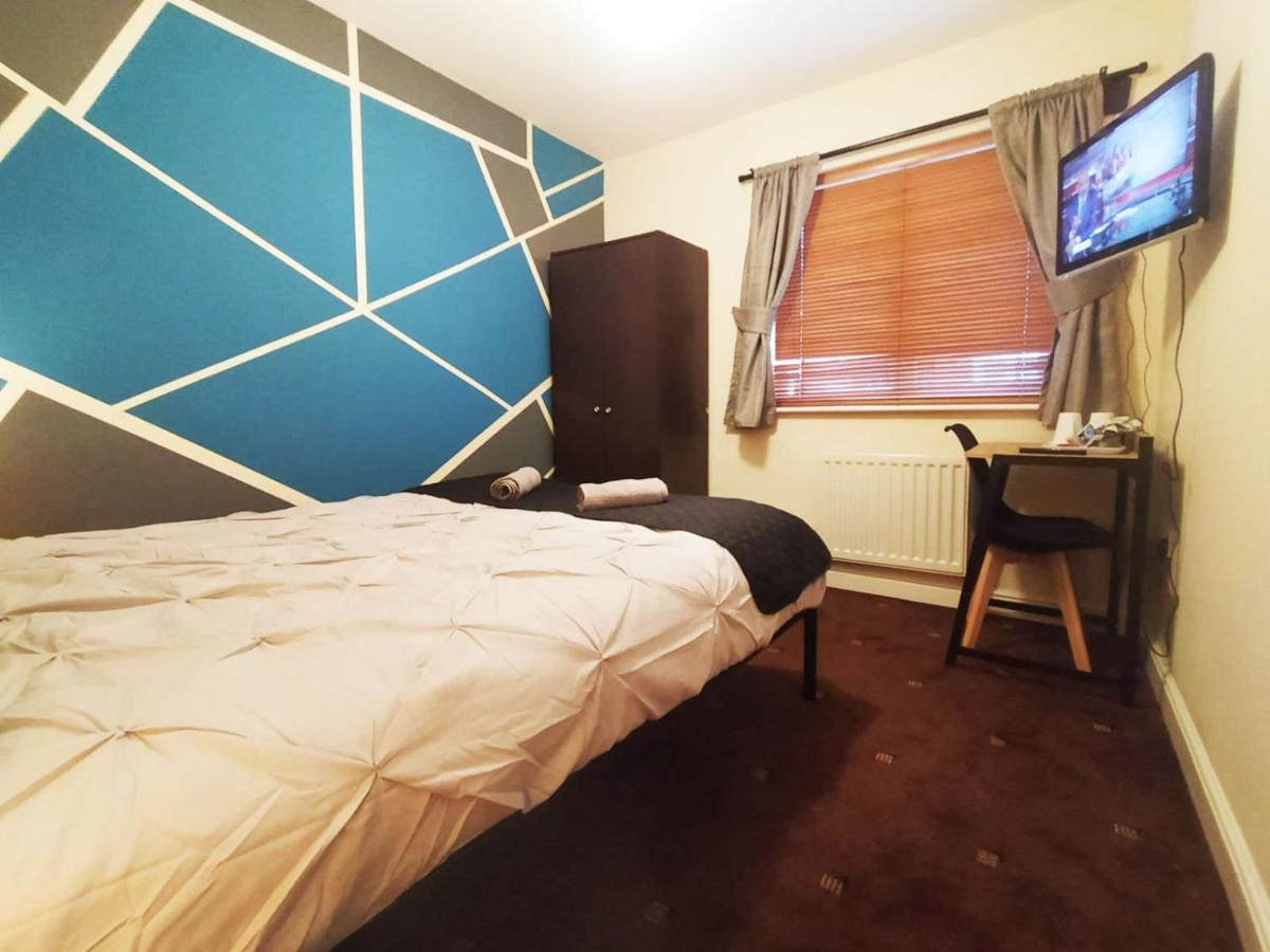 Bankwell Guest House Манчестър Екстериор снимка