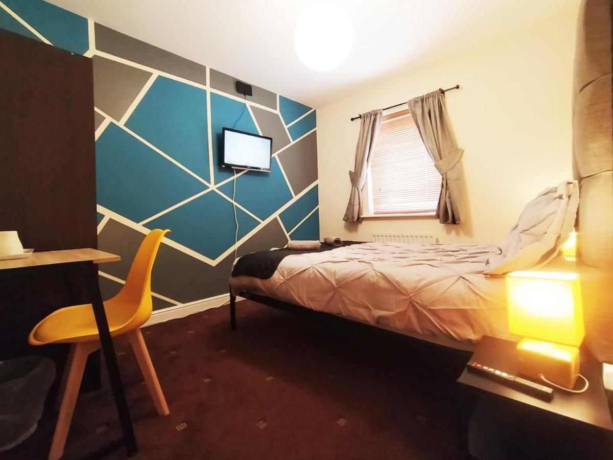Bankwell Guest House Манчестър Екстериор снимка