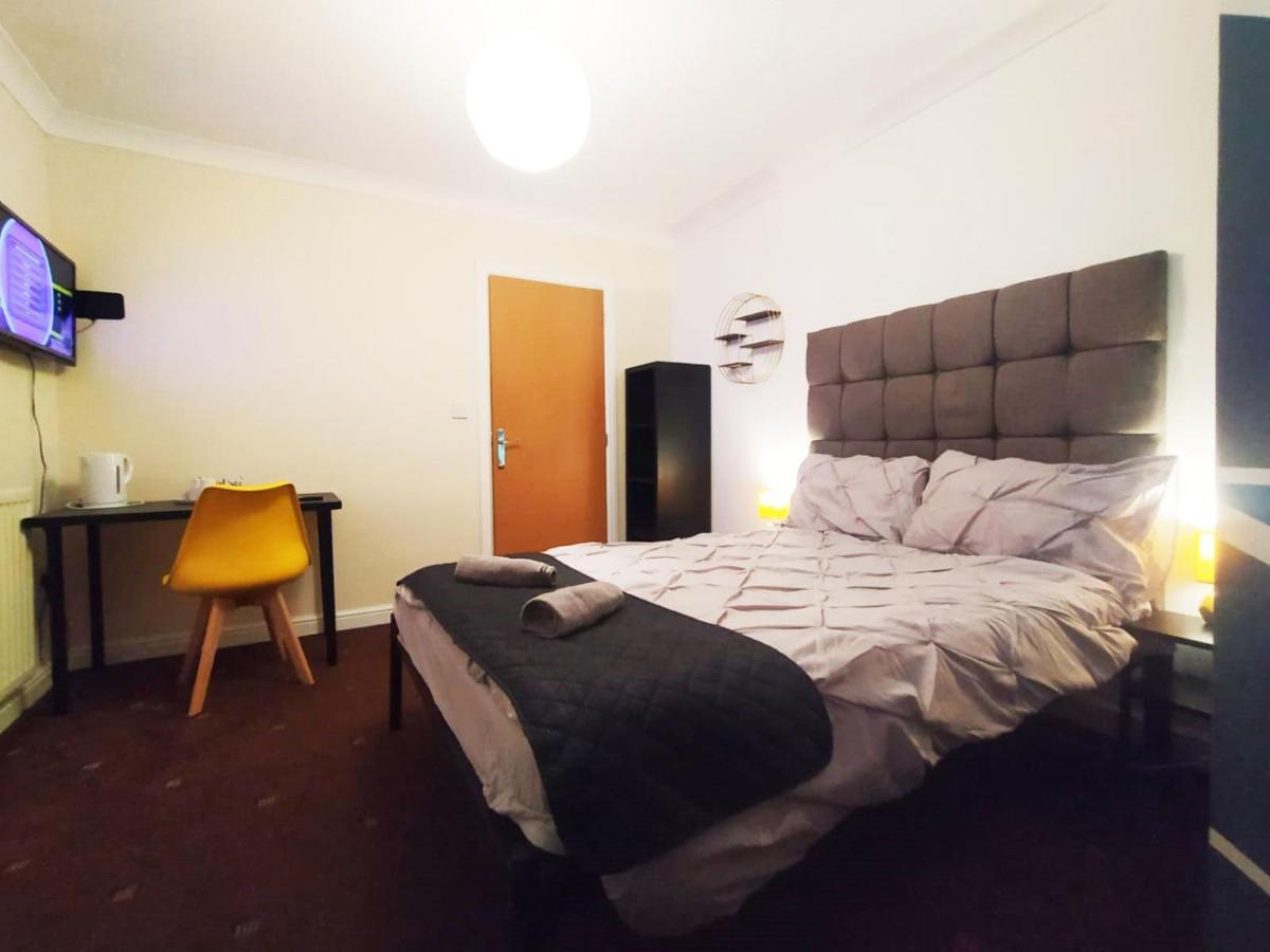 Bankwell Guest House Манчестър Екстериор снимка