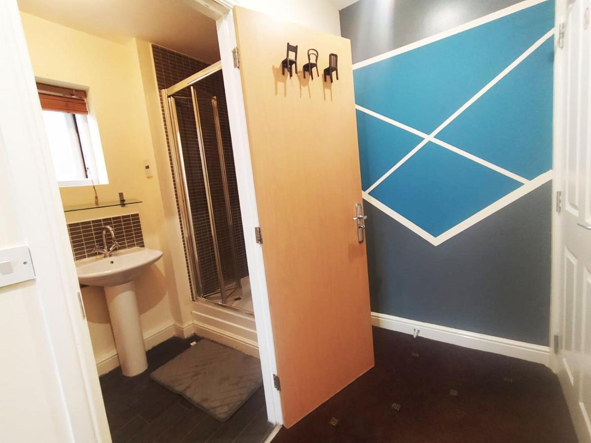 Bankwell Guest House Манчестър Екстериор снимка